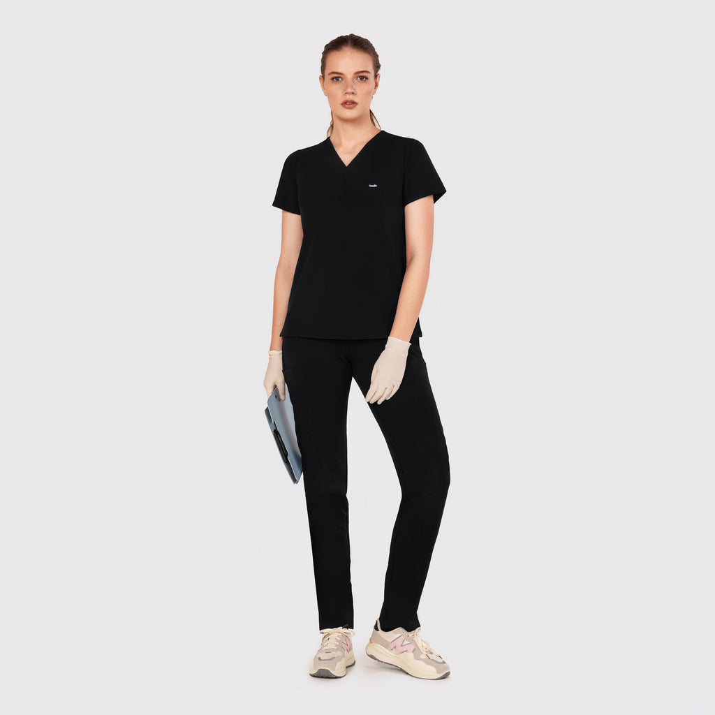 Sleek Eight-Pocket Slim Scrub Pant