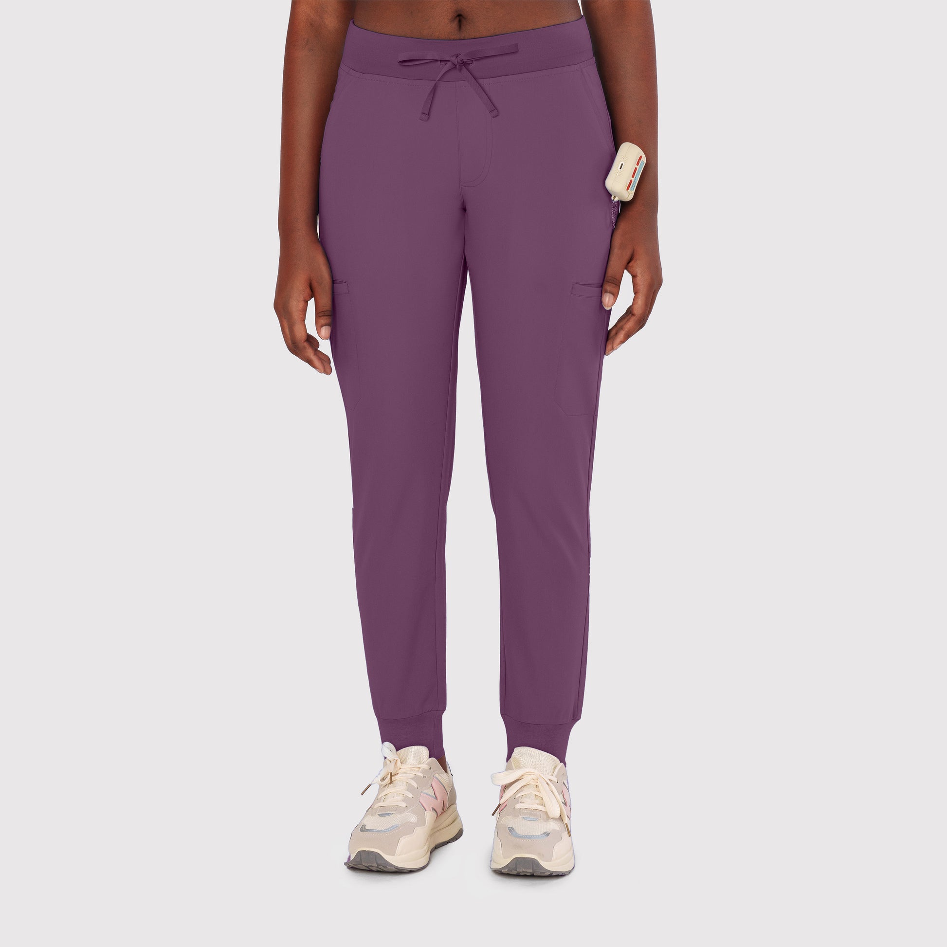 Zing Nine-Pocket Jogger Scrub Pant