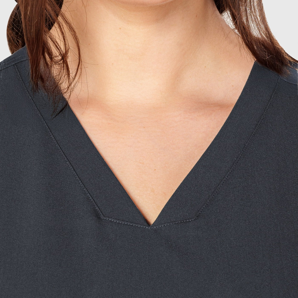 Seam Two-Pocket Scrub Top