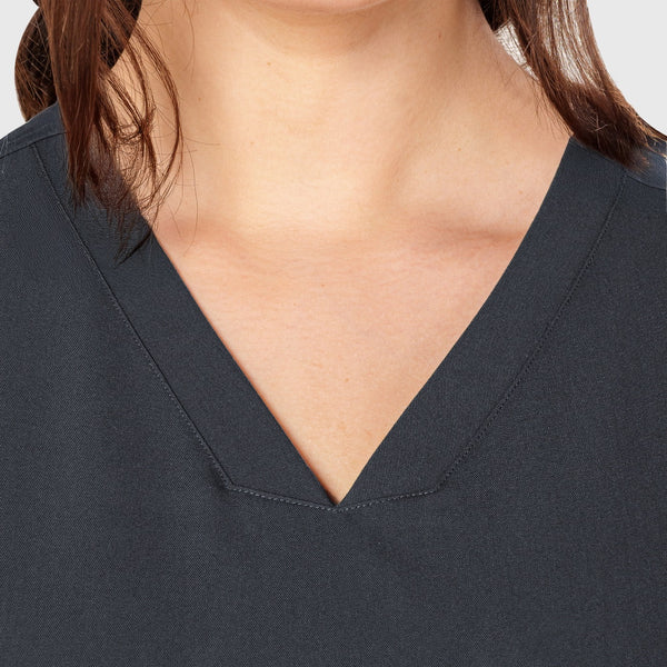 Seam Two-Pocket Scrub Top