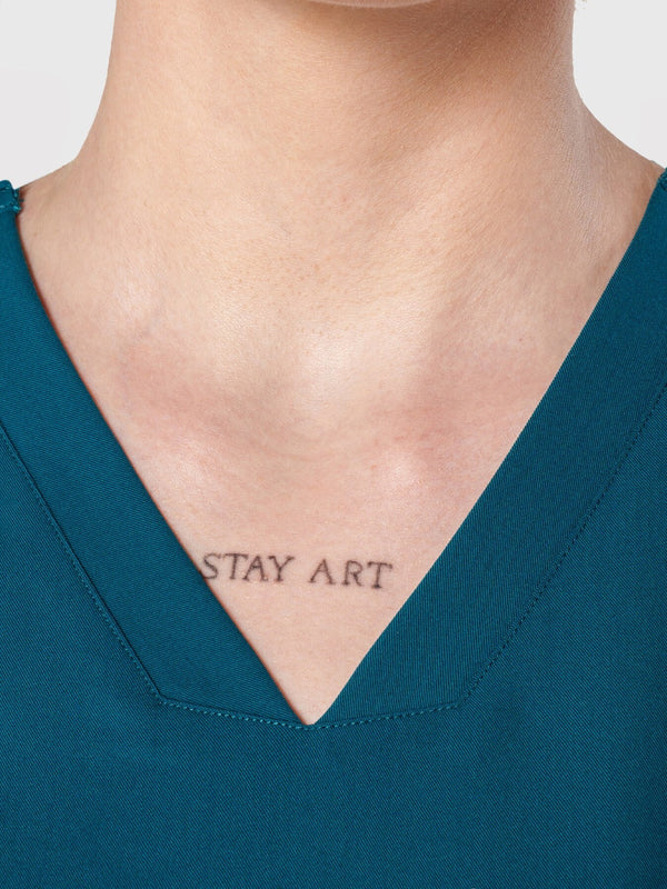 Seam Two-Pocket Scrub Top