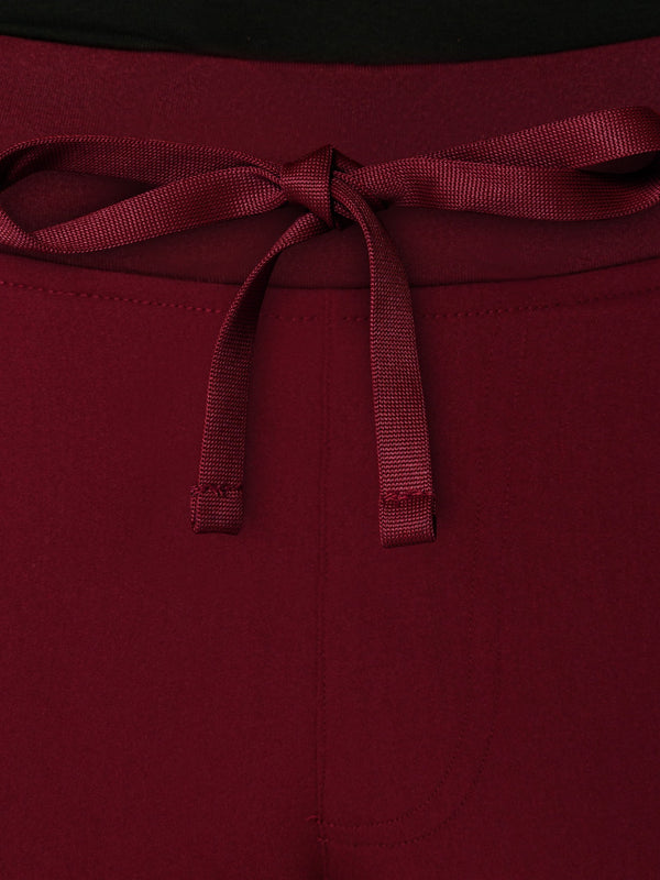 Sleek Eight-Pocket Slim Scrub Pant