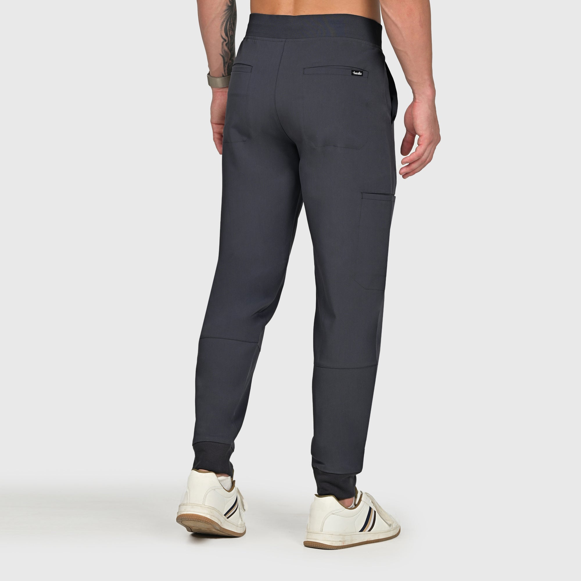 Surge Eight-Pocket Jogger Scrub Pant – Healix Scrubs