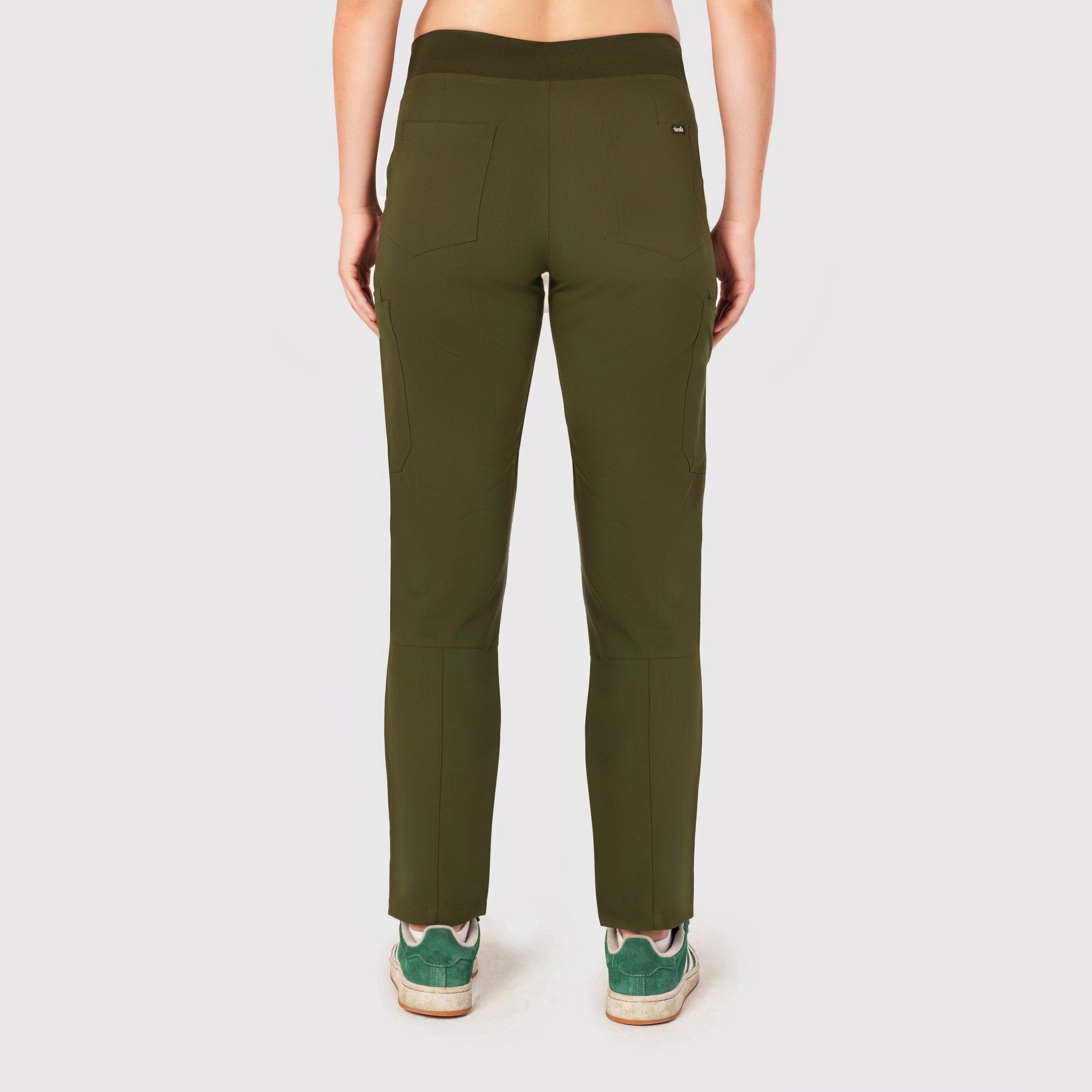 Sleek Eight-Pocket Slim Scrub Pant