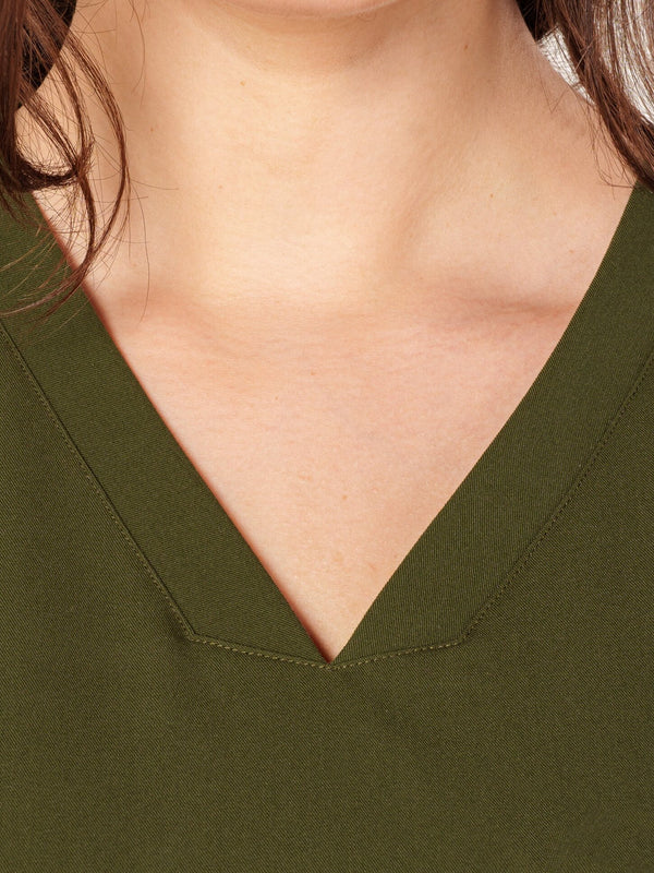 Seam Two-Pocket Scrub Top
