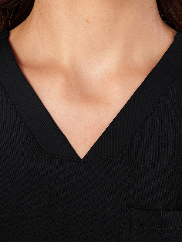 Seam Two-Pocket Scrub Top