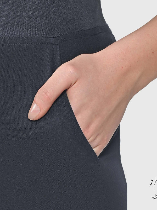 High Waisted Flex Nine-Pocket Jogger Scrub Pant