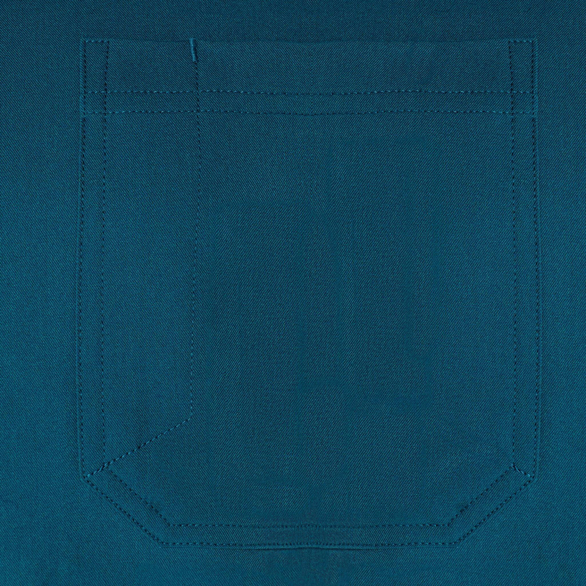 Seam Two-Pocket Scrub Top