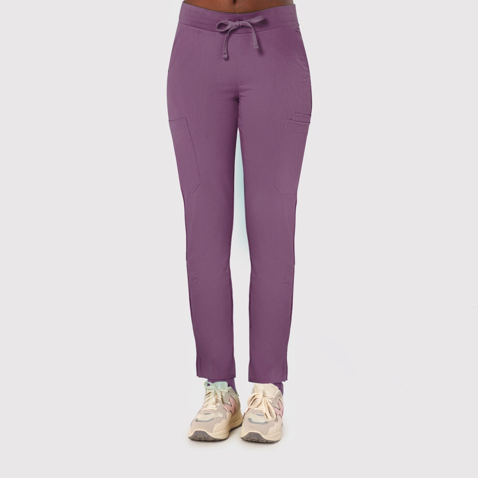 Sleek Eight-Pocket Slim Scrub Pant