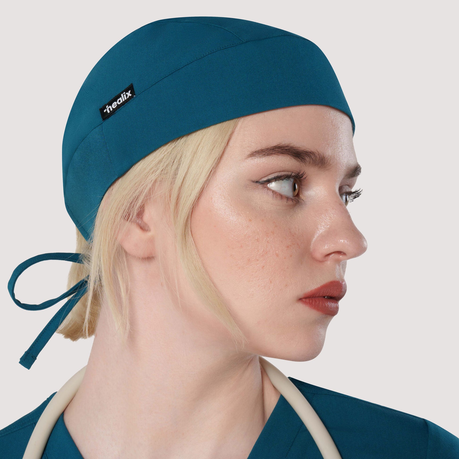 Seal Scrub Cap