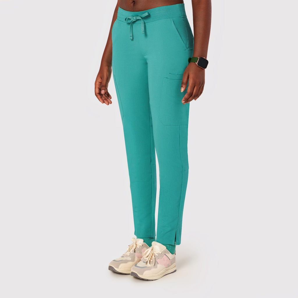 Sleek Eight-Pocket Slim Scrub Pant