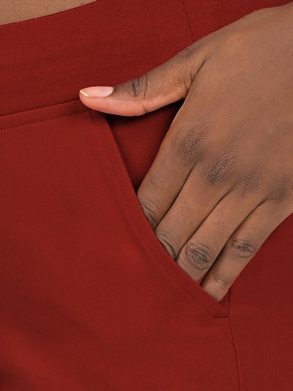Sleek Eight-Pocket Slim Scrub Pant