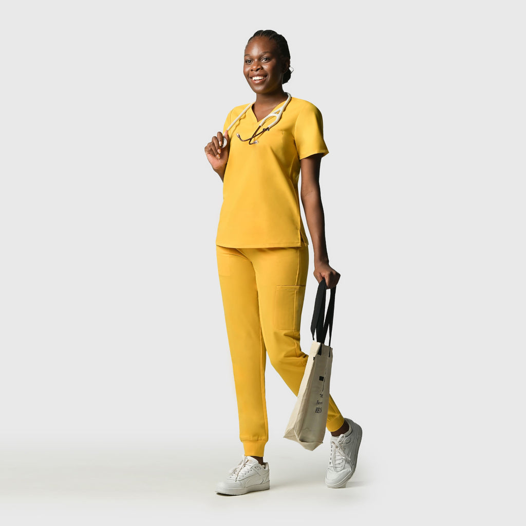 Zing Nine-Pocket Jogger Scrub Pant