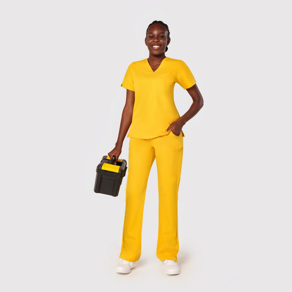 Seam Two-Pocket Scrub Top