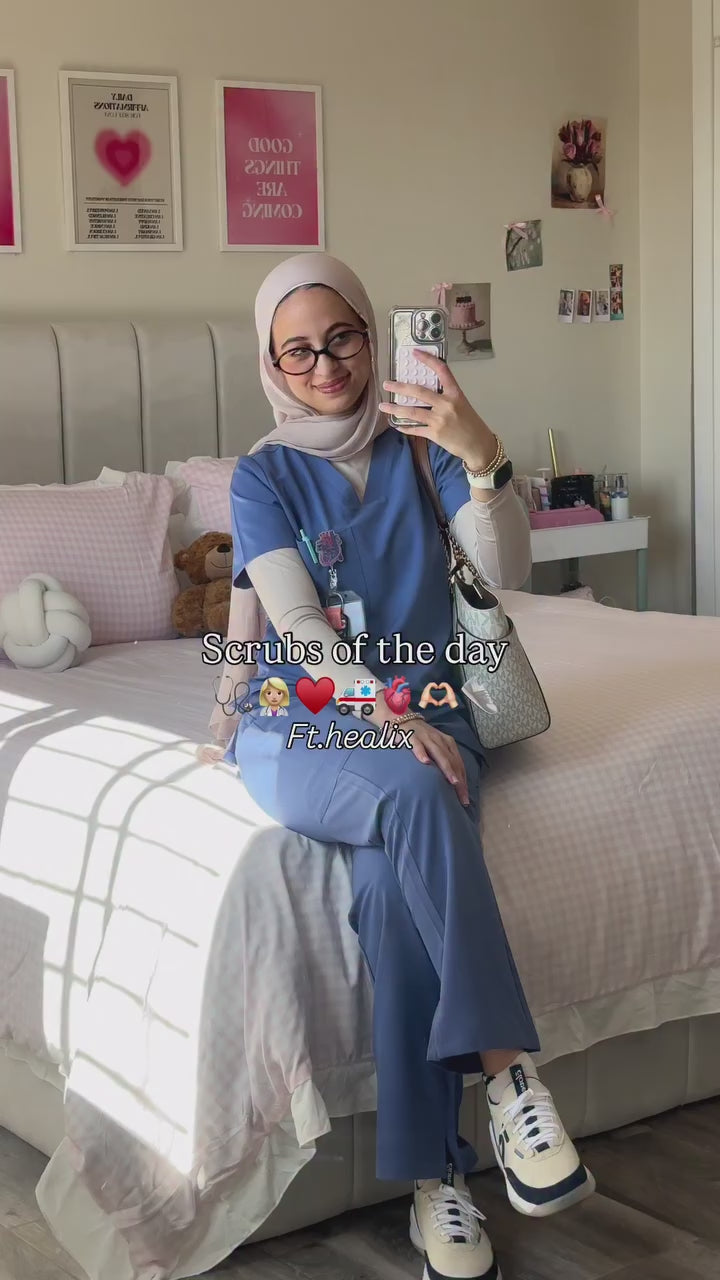Seam Two-Pocket Scrub Top